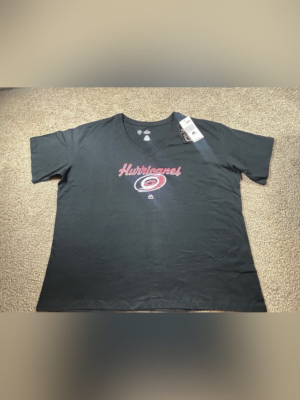 Carolina Hurricanes Women’s Black V-Neck T-Shirt Majestic NHL Hockey NWT